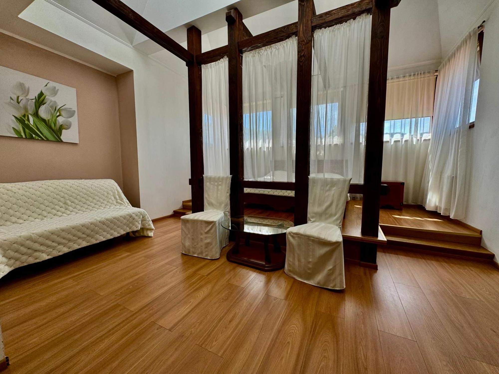Hotel Троянда Карпат Karpaty Esterno foto